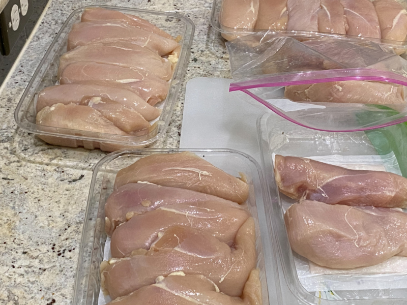 How to freeze cooked chicken properly for meal prep and food storage