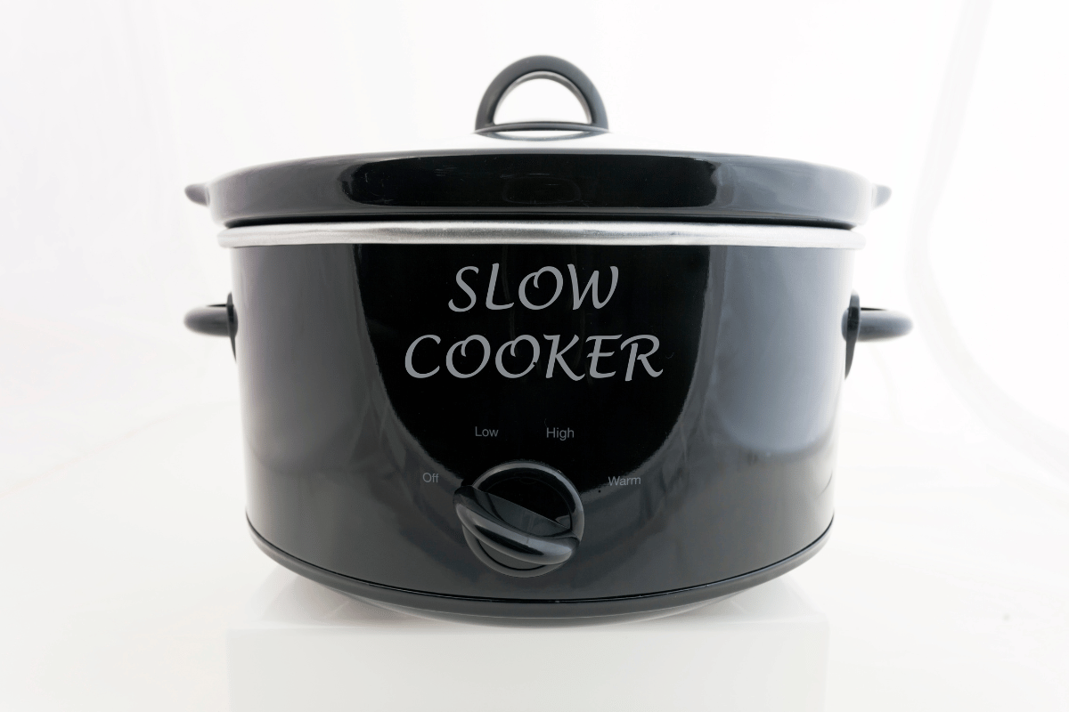 Slow cooker cooking with lid closed