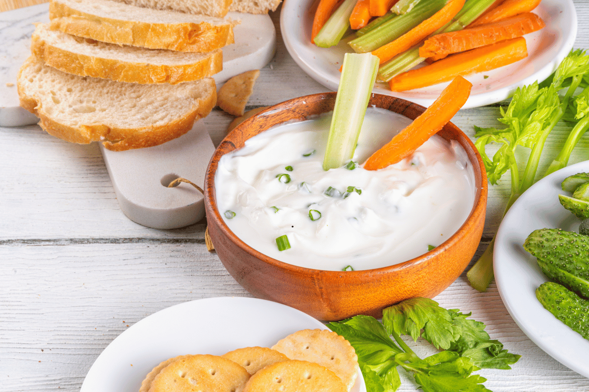 Creamy cottage cheese veggie dip