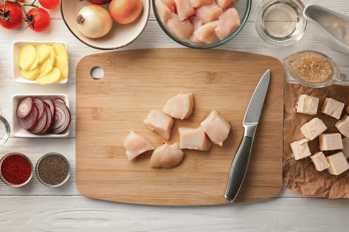 Ingredients needed to make Easy Garlic Butter Chicken Bites at home