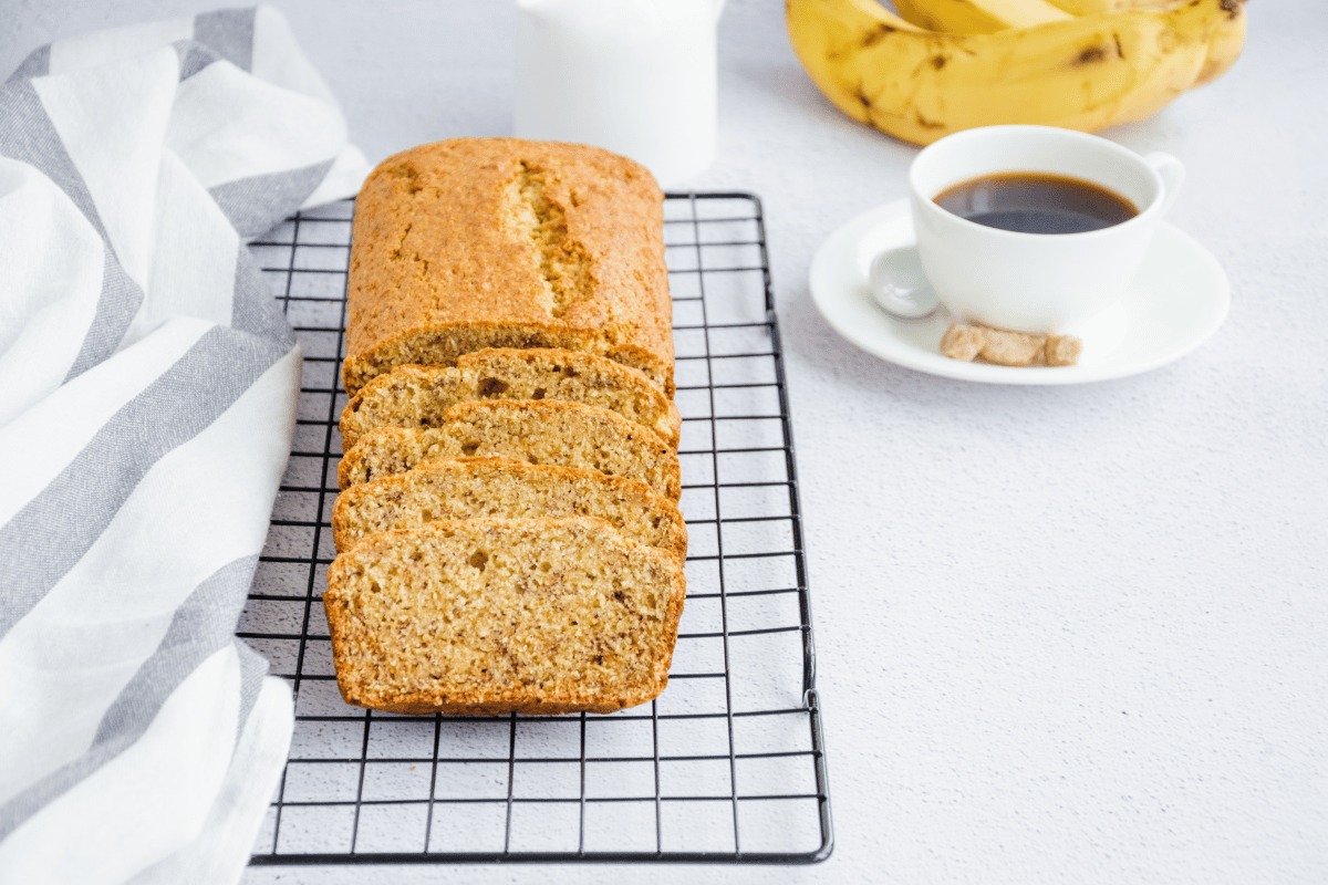 cottage cheese banna bread with ripe bananas