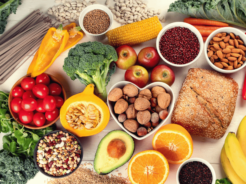 high fiber lunch ideas with beans vegetables avocado and whole grains